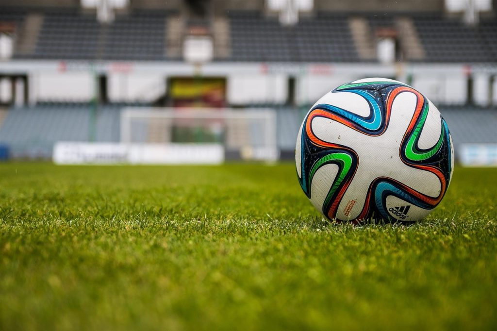 Polêmica no DFB-Pokal: Decisão de pênalti revolta Wolfsburg